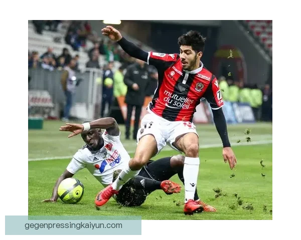 图卢兹阵型解读：战术布局及其对球队表现的影响分析