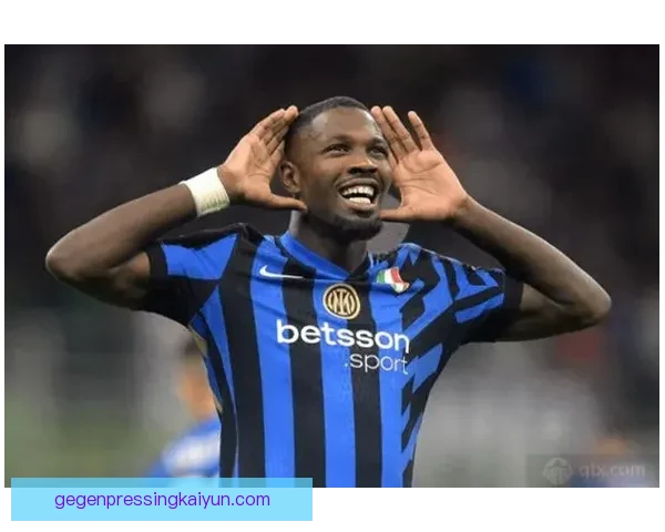 小图拉姆展现出持续提升的成长空间，备受关注的足球新星